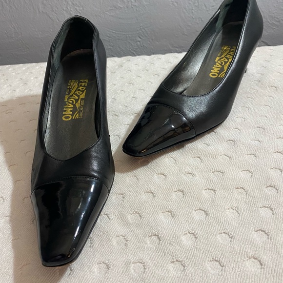 Vintage Salvatore Ferragamo spectators - Picture 6 of 16